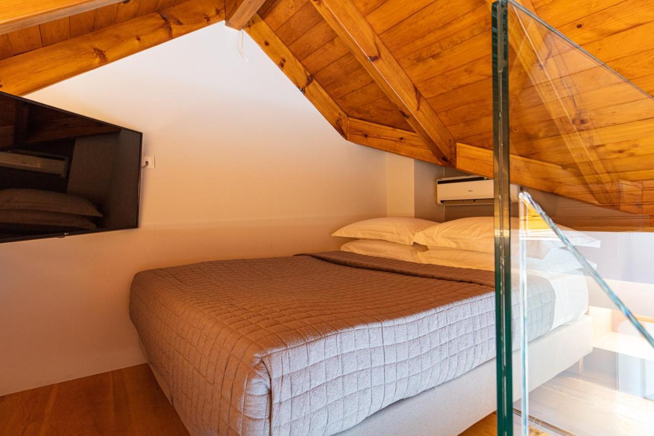 Thetree Villa, With Heated Pool & Spa Whirlpool Gállos Eksteriør billede
